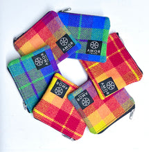 Zipped pouch/purse Handmade by Shawbost weavers.