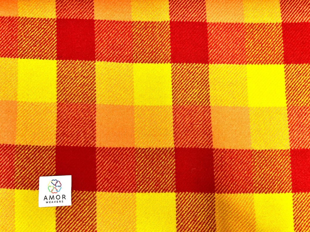 AMOR TWEED BRITISH LAMBSWOOL  block check.
